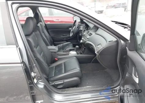 2011 Honda Accord 2.4 Se из США, поврежденный, VIN 1HGCP2F66BA150242